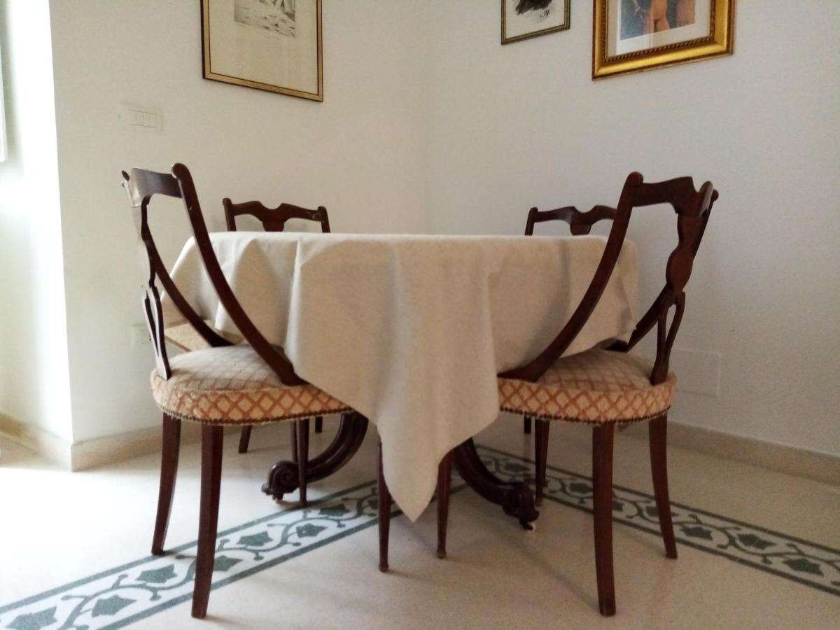 Dimora Storica Le Perle Bed & Breakfast Lecce Dış mekan fotoğraf