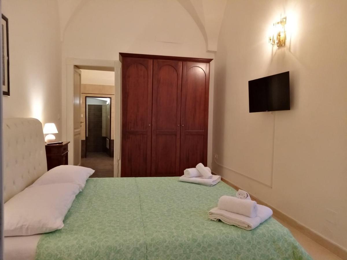 Dimora Storica Le Perle Bed & Breakfast Lecce Dış mekan fotoğraf