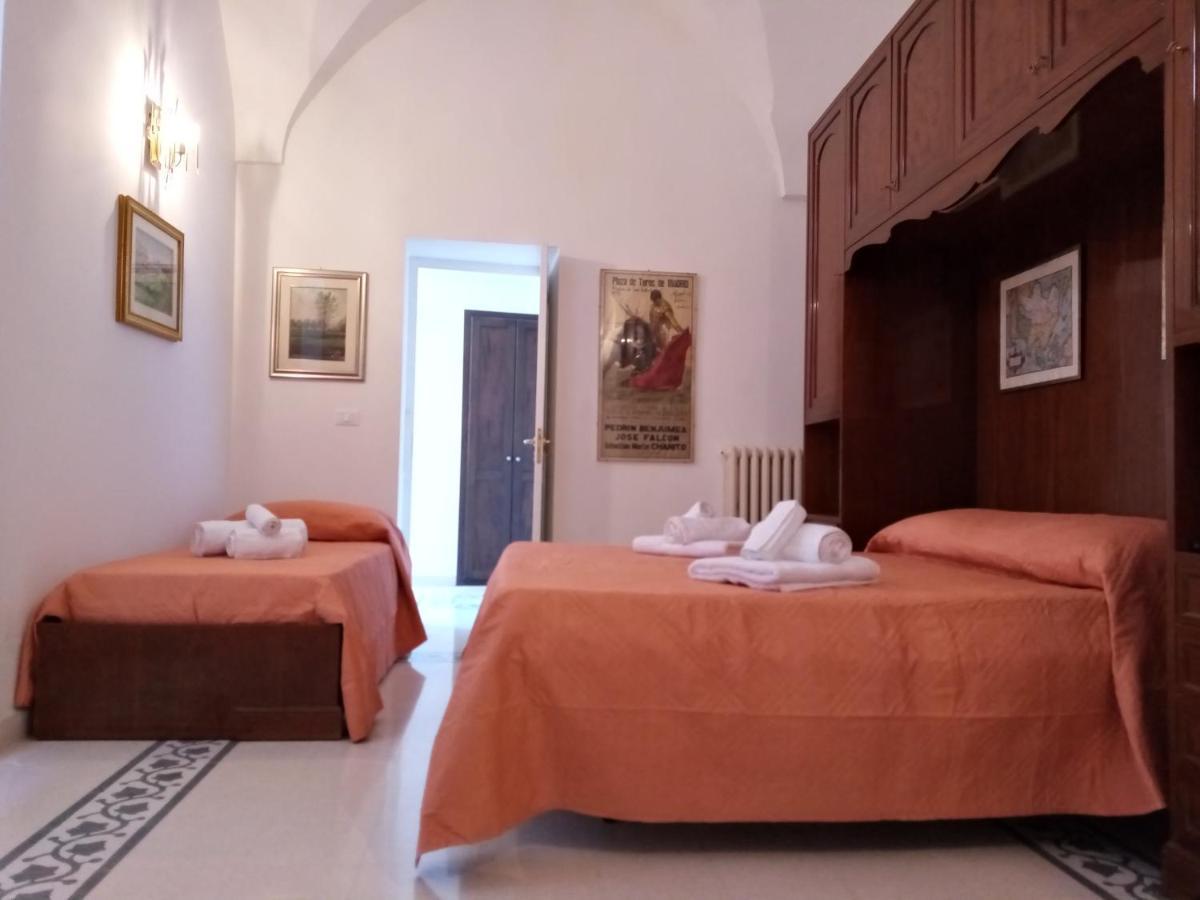 Dimora Storica Le Perle Bed & Breakfast Lecce Dış mekan fotoğraf
