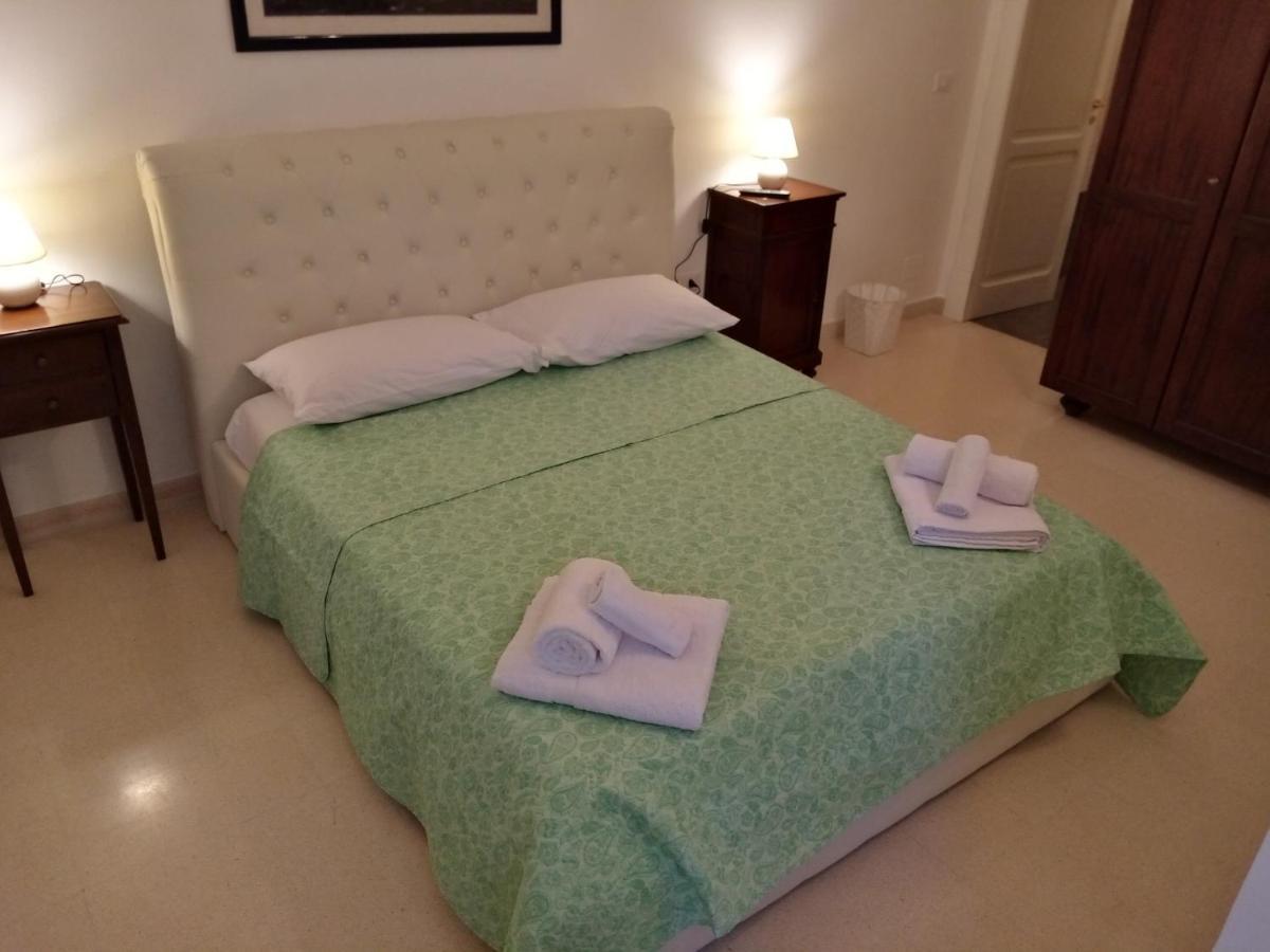 Dimora Storica Le Perle Bed & Breakfast Lecce Dış mekan fotoğraf